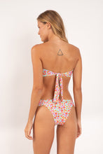 Laden Sie das Bild in den Galerie-Viewer, Model Back: Rio De Sol Bas Bottom Ditsy-Sky Baobi