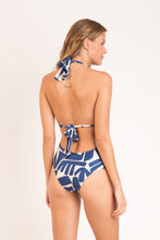 Carica l'immagine nel visualizzatore di Gallery, Model Back: Rio De Sol Une Pièce Pottery Mel-Op