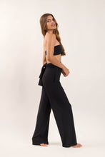 Laden Sie das Bild in den Galerie-Viewer, Image 03: Rio De Sol Pantalon De Plage Black Pants Knot