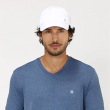 Charger l'image dans la galerie, Model Front: Uv Line Casquette Cap Uv Pro Masc White Upf50+