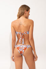 Laden Sie das Bild in den Galerie-Viewer, Model Back: Rio De Sol Haut Top Olyra Mavi