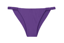 Laden Sie das Bild in den Galerie-Viewer, Product Front: Rio De Sol Bas Bottom Amuleto Cheeky-Crispy