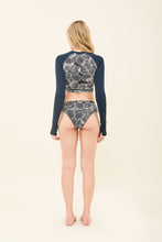 Laden Sie das Bild in den Galerie-Viewer, Image 06: Uv Line Ensemble Set Dalia Marinho Upf50+