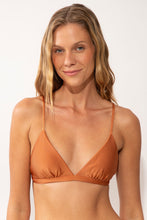 Laden Sie das Bild in den Galerie-Viewer, Gallery: Rio De Sol Haut Top Shimmer-Nocciola Tri-Fixo-Noa