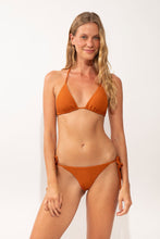 Carica l'immagine nel visualizzatore di Gallery, Model Front: Rio De Sol Bas Bottom Ferrugo Cheeky-Tie