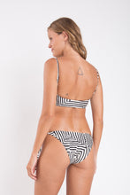 Carica l'immagine nel visualizzatore di Gallery, Model Back: Rio De Sol Bas Bottom Collage Ibiza-Comfy