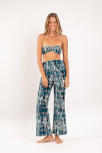 Carica l'immagine nel visualizzatore di Gallery, Model Front: Rio De Sol Pantalon De Plage Azule Murana Pants