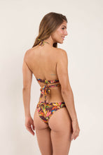 Laden Sie das Bild in den Galerie-Viewer, Model Back: Rio De Sol Haut Top Fiore Kate