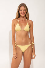 Carica l'immagine nel visualizzatore di Gallery, Model Front: Rio De Sol Bas Bottom Drift-Butterglow Lacinho