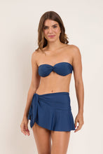 Carica l'immagine nel visualizzatore di Gallery, Model Front: Rio De Sol Jupe De Page Mini Skirt Navy