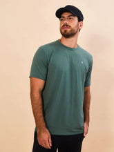 Carica l'immagine nel visualizzatore di Gallery, Image 03: Uv Line T-Shirt Pour Homme T-Shirt New Fit Textura Masc Verde Jade Upf50+