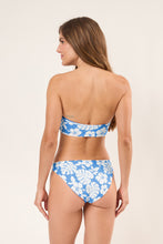 Carica l'immagine nel visualizzatore di Gallery, Model Back: Wednesday In Hawaii By Rio De Sol Ensemble Set Pua-Pacifica Lani Waikiki