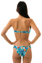 Laden Sie das Bild in den Galerie-Viewer, Model Back: Rio De Sol Bas Bottom Isla Band Comfort