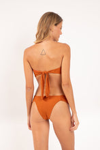Carica l'immagine nel visualizzatore di Gallery, Model Back: Rio De Sol Bas Bottom Ferrugo Baobi