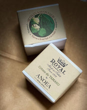 Laden Sie das Bild in den Galerie-Viewer, Image 05: Monoï Royal Bar Soaps Savon Creme De Tamanu By Anoea Bora Bora