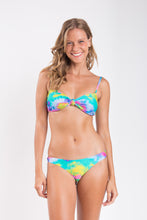 Carica l'immagine nel visualizzatore di Gallery, Model Front: Rio De Sol Haut Top Fusion Bandeau-Joy