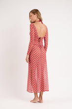Carica l'immagine nel visualizzatore di Gallery, Model Back: Rio De Sol Vêtement De Plage Floral-Scales Dress Lucy
