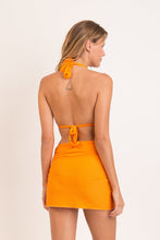 Laden Sie das Bild in den Galerie-Viewer, Model Back: Rio De Sol Jupe De Page Dots-Mango Skirt-Knot