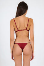 Carica l'immagine nel visualizzatore di Gallery, Model Back: Rio De Sol Haut Top Shimmer-Divino Tri-Fixo