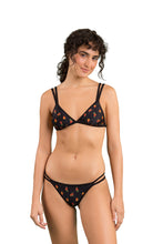 Charger l'image dans la galerie, Model Front: Rio De Sol Ensemble Set Cashew Tri-Duo Mini-Duo