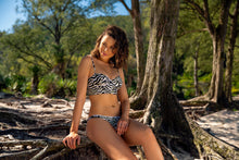 Carica l'immagine nel visualizzatore di Gallery, Image 05: Rio De Sol Ensemble Set Wild-Black Balconet-Anna Nice