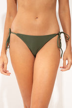 Carica l'immagine nel visualizzatore di Gallery, Gallery: Rio De Sol Bas Bottom Shimmer-Croco Ibiza-Comfy-Gold