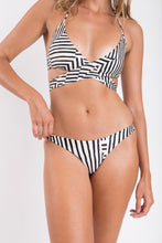 Charger l'image dans la galerie, Image 09: Rio De Sol Haut Top Collage Kate