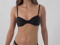 Carica e avvia il video nel visualizzatore di galleria, Video: Rio De Sol Haut Top Touch-Black Bandeau-Joy