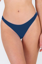 Carica l'immagine nel visualizzatore di Gallery, Gallery: Rio De Sol Bas Bottom Navy Essential-Comfy