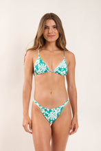 Carica l'immagine nel visualizzatore di Gallery, Model Front: Rio De Sol Bas Bottom Pua-Valley Waimea