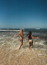 Laden Sie das Bild in den Galerie-Viewer, Image 09: Rio De Sol Bas Bottom Valley Isla