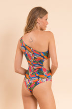 Charger l'image dans la galerie, Model Back: Rio De Sol Une Pièce Jungle Maeve