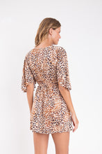 Charger l'image dans la galerie, Model Back: Rio De Sol Mini Dress Leopard Mini Dress