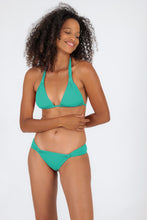 Carica l'immagine nel visualizzatore di Gallery, Model Front: Rio De Sol Ensemble Set Opal Mel