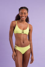 Laden Sie das Bild in den Galerie-Viewer, Image 13: Rio De Sol Haut Top Bora-Citrus Bra-Trio