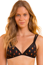 Laden Sie das Bild in den Galerie-Viewer, Gallery: Rio De Sol Haut Top Cashew Tri-Duo