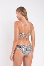 Carica l'immagine nel visualizzatore di Gallery, Model Back: Rio De Sol Haut Top Collage Camille