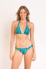 Carica l'immagine nel visualizzatore di Gallery, Model Front: Rio De Sol Haut Top Rain Mel
