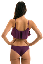Laden Sie das Bild in den Galerie-Viewer, Model Back: Rio De Sol Haut Top Sublime Babado
