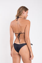 Carica l'immagine nel visualizzatore di Gallery, Model Back: Rio De Sol Haut Top Touch-Black Tri-Inv