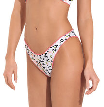 Laden Sie das Bild in den Galerie-Viewer, Image 02: Maaji Bas Bottom Lipstick Rose Dainty Splendour
