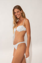 Laden Sie das Bild in den Galerie-Viewer, Image 04: Rio De Sol Haut Top Linea-White Zaya
