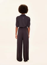 Laden Sie das Bild in den Galerie-Viewer, Model Back: Uv Line Pantalon De Plage Pantalona Preto Upf50+
