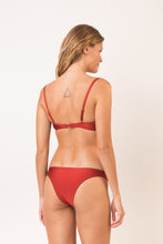 Charger l'image dans la galerie, Model Back: Rio De Sol Bas Bottom Shimmer-Liquor Essential
