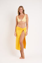Charger l'image dans la galerie, Model Front: Rio De Sol Jupe De Page Bio-Luz-Solar Long Skirt Knot
