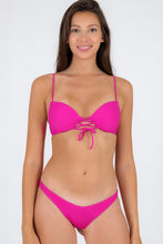 Laden Sie das Bild in den Galerie-Viewer, Gallery: Rio De Sol Ensemble Set Cotele-Amaranto Balconet-Pushup Lisboa
