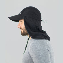 Laden Sie das Bild in den Galerie-Viewer, Model Back: Uv Line Chapeau Legionnaire Neck Cap Africa 2021 Masc Black Upf50+

