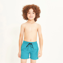 Carica l'immagine nel visualizzatore di Gallery, Model Front: Uv Line Maillot De Bain Garçon Short Aqua Lucca Petroleo Upf50+
