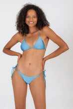 Laden Sie das Bild in den Galerie-Viewer, Model Front: Rio De Sol Bas Bottom Shimmer-Baltic-Sea Ibiza-Rope
