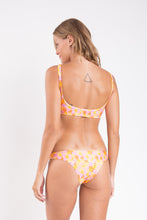 Carica l'immagine nel visualizzatore di Gallery, Model Back: Rio De Sol Ensemble Set Dreamy Bliss Essential
